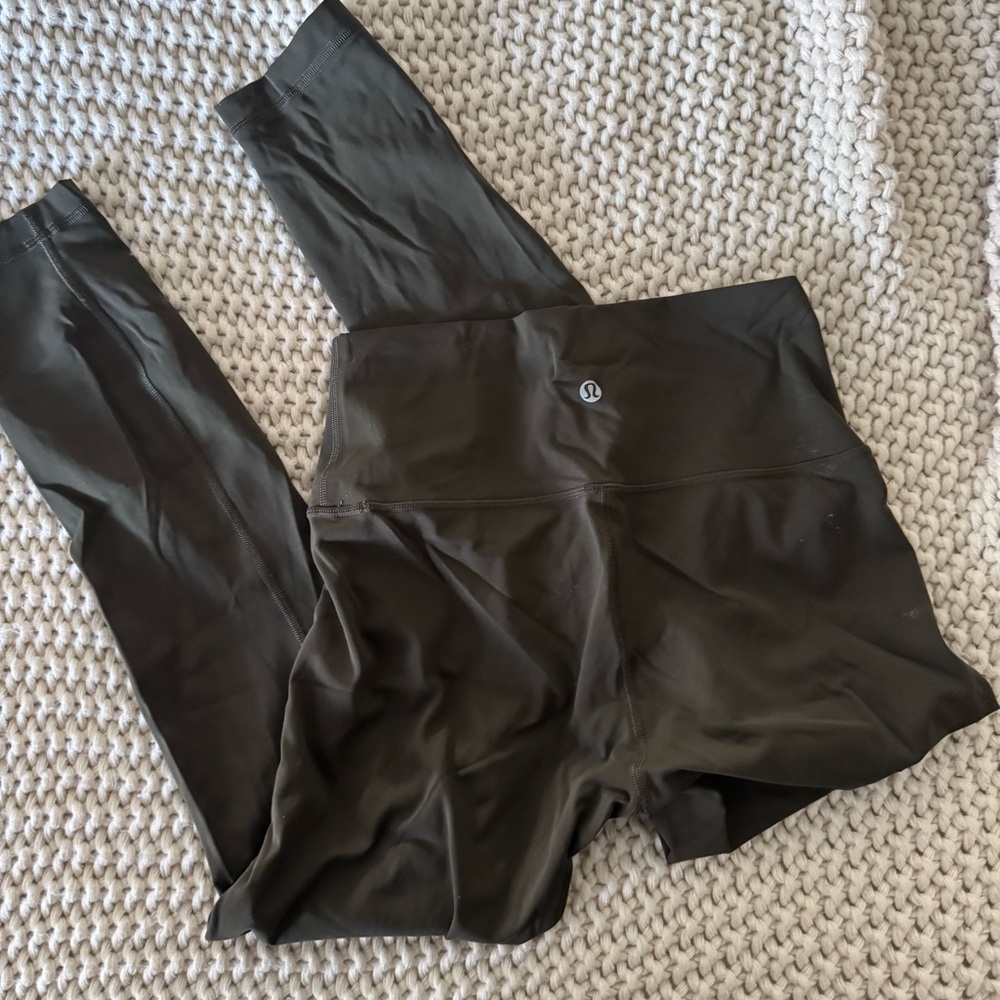 Lululemon wunder under 6 dark olive